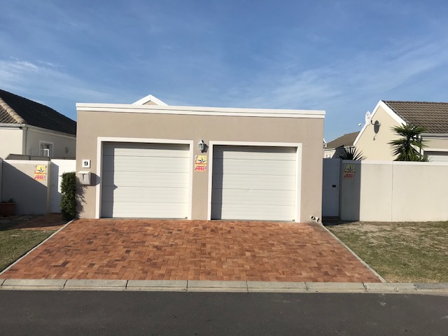 To Let 3 Bedroom Property for Rent in Sunningdale Western Cape
